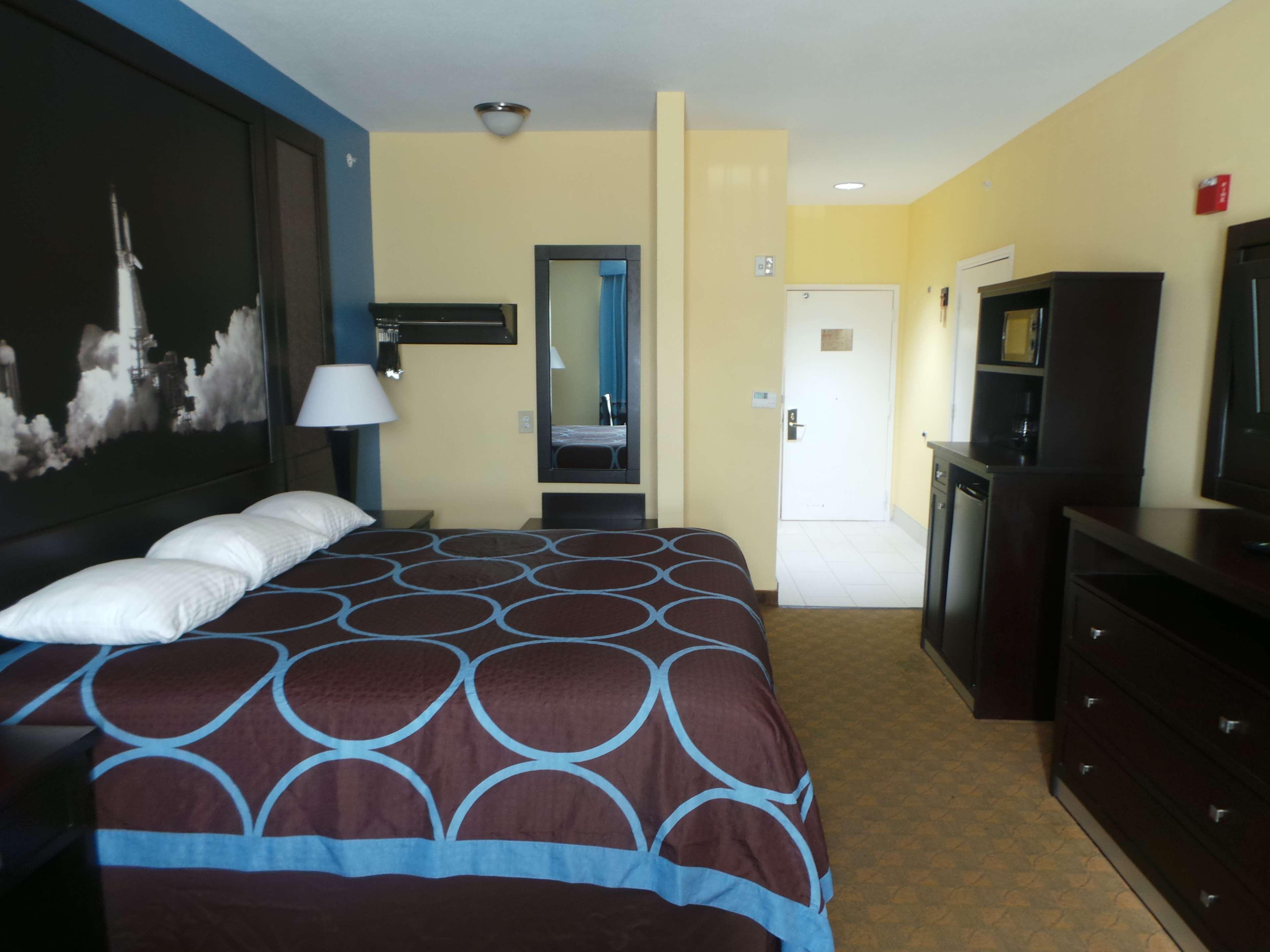 Surestay Plus Hotel By Best Western אלווין מראה חיצוני תמונה