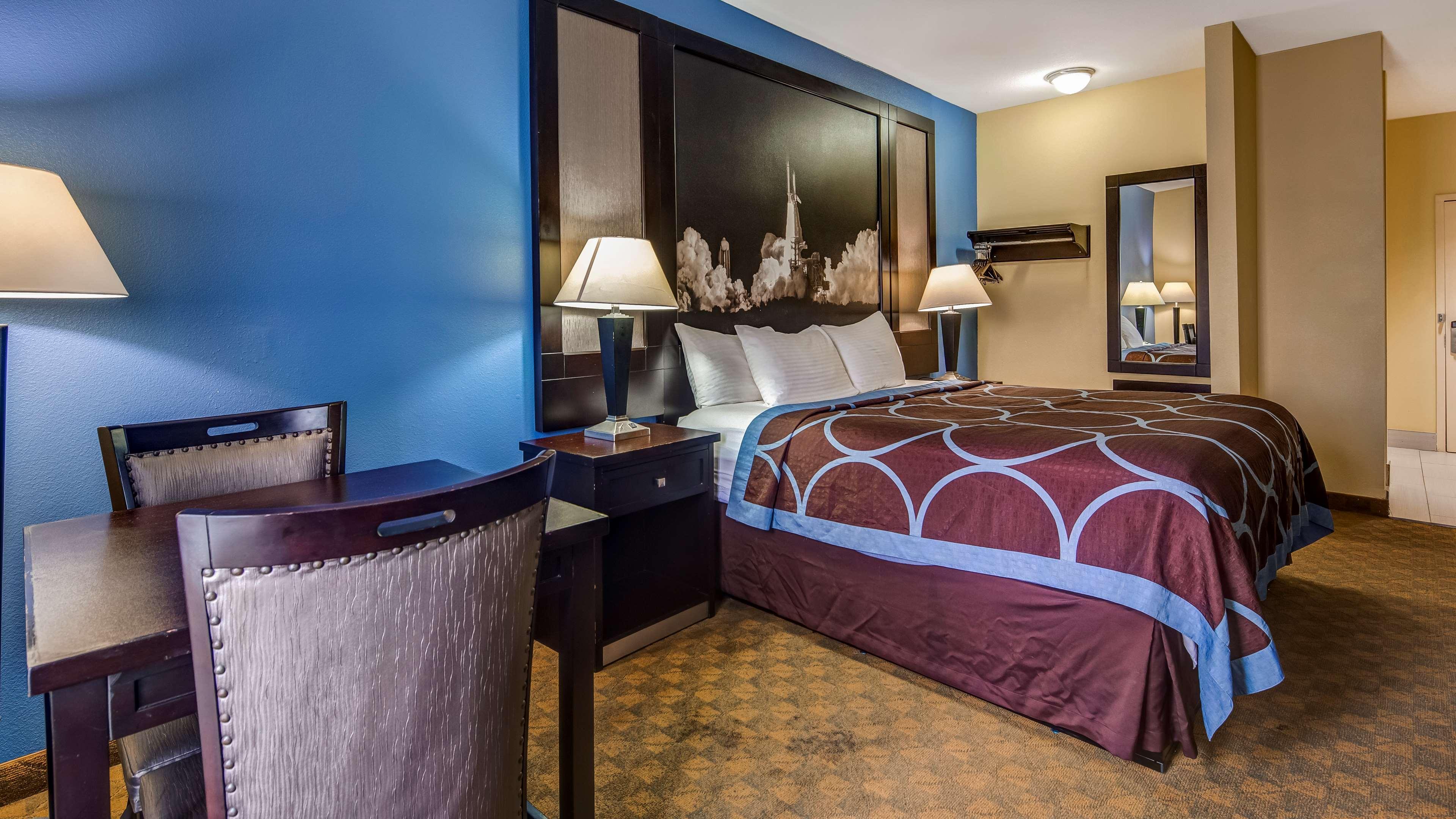 Surestay Plus Hotel By Best Western אלווין מראה חיצוני תמונה