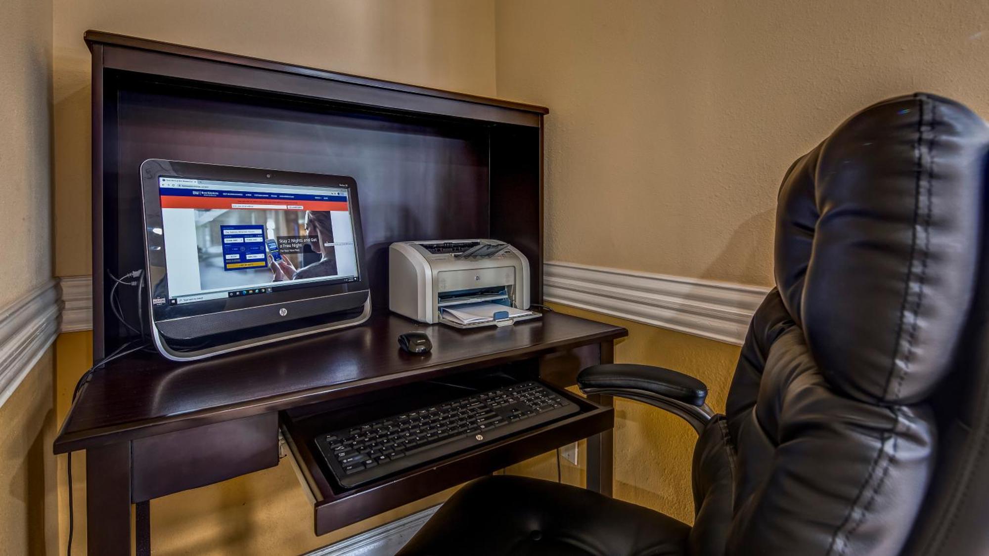 Surestay Plus Hotel By Best Western אלווין מראה חיצוני תמונה