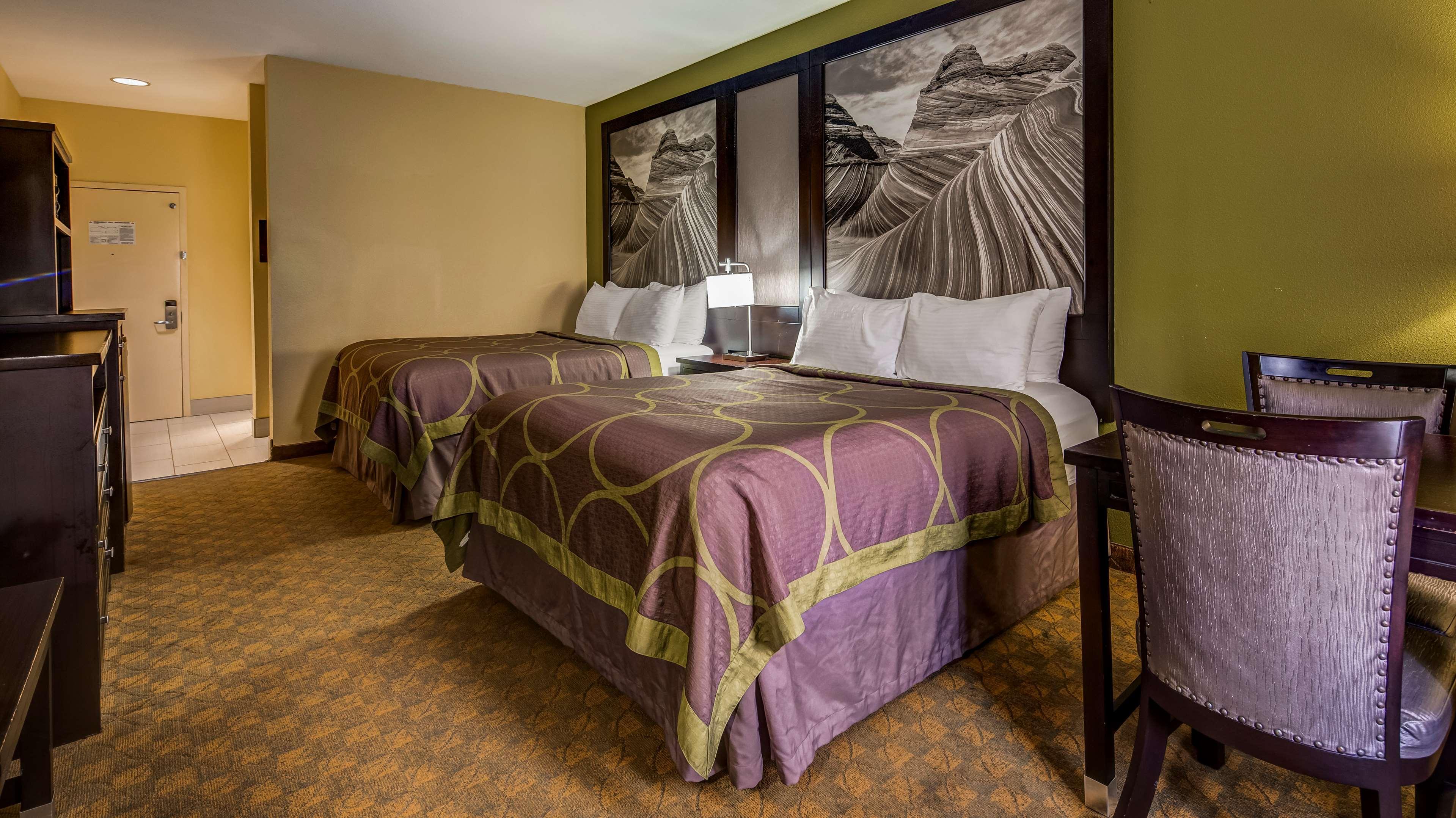 Surestay Plus Hotel By Best Western אלווין מראה חיצוני תמונה